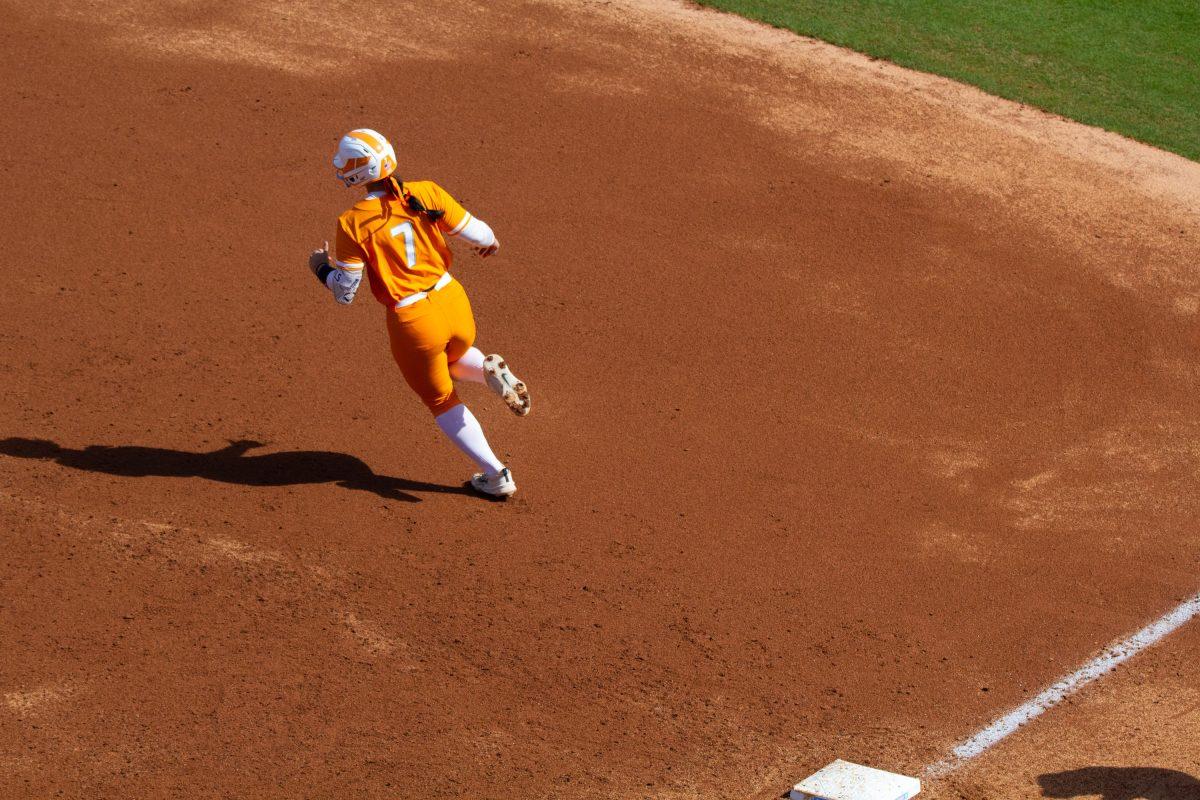 Sophia Nugent (7) runs for second base during a game against Stetson University at Sherri Parker Lee Stadium. Sunday, March 3, 2024. 