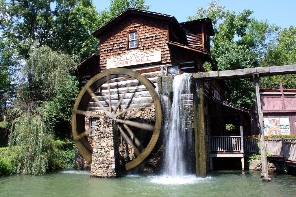 The Grist Mill at Dollywood (Steve Carr/Creative Commons)