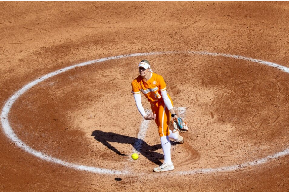 Karyln Pickens (23) pitches during a game against Stetson University at Sherri Parker Lee Stadium. Sunday, Mar. 3, 2024.