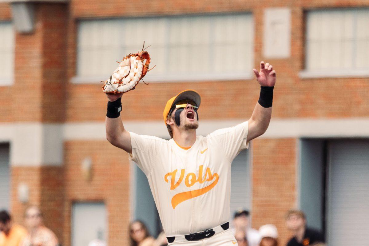 Blake Burke (25) eyes a fly ball during game against Missouri at Lindsey Nelson Stadium. Saturday, April 27, 2024.