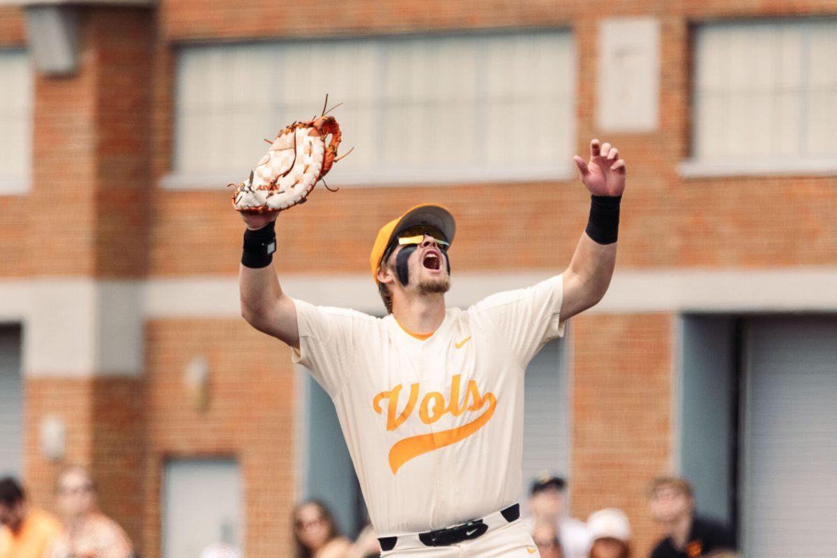 Blake Burke (25) eyes a fly ball during game against Missouri at Lindsey Nelson Stadium. Saturday, April 27, 2024.