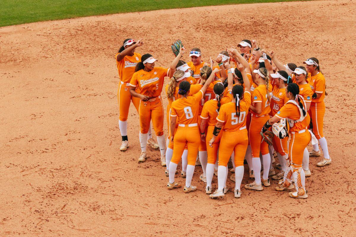 Lady Vols celebrate during a game against Alabama at Sherri Parker Lee Stadium. Friday, May 24, 2024.
