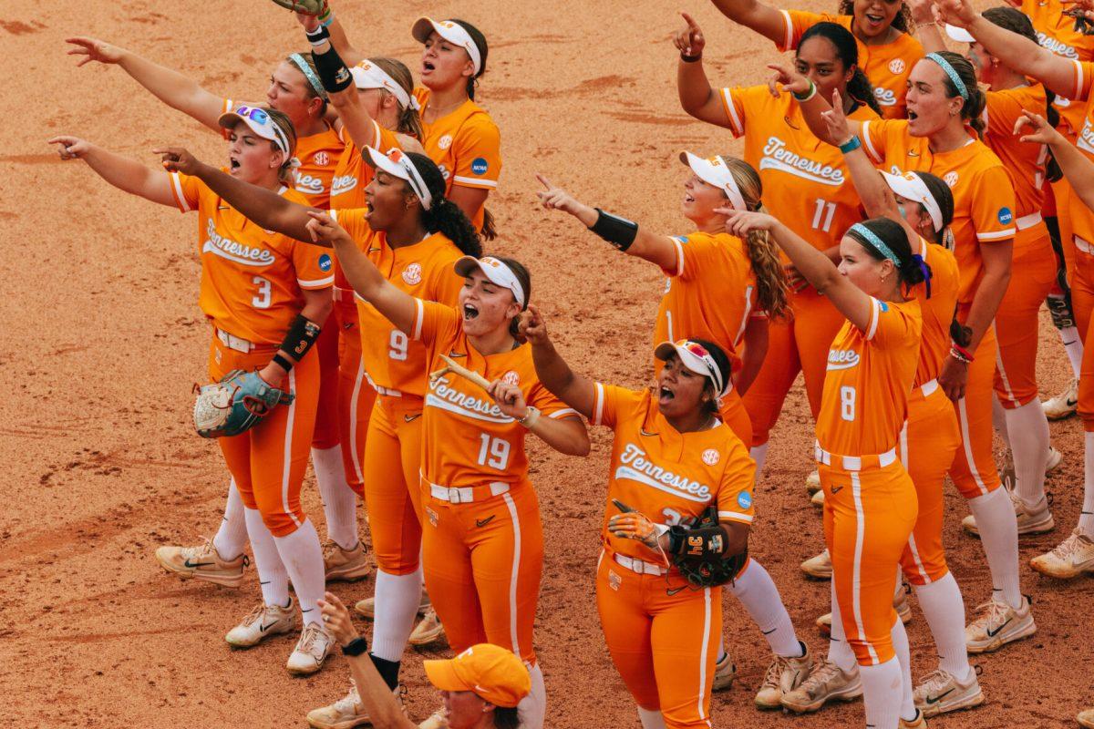 Lady Vols celebrate during a game against Alabama at Sherri Parker Lee Stadium. Friday, May 24, 2024.