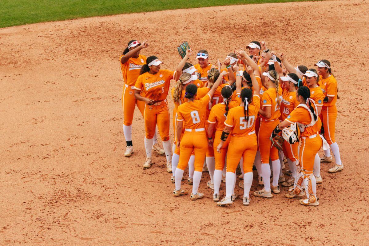 Lady Vols celebrate during a game against Alabama at Sherri Parker Lee Stadium. Friday, May 24, 2024.