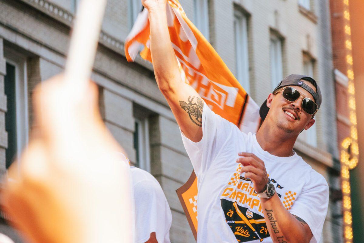 Hunter Ensley (9) celebrates during the National Champion Volunteers parade. Tuesday, June 25, 2024. Elliot Walker/Contributor
