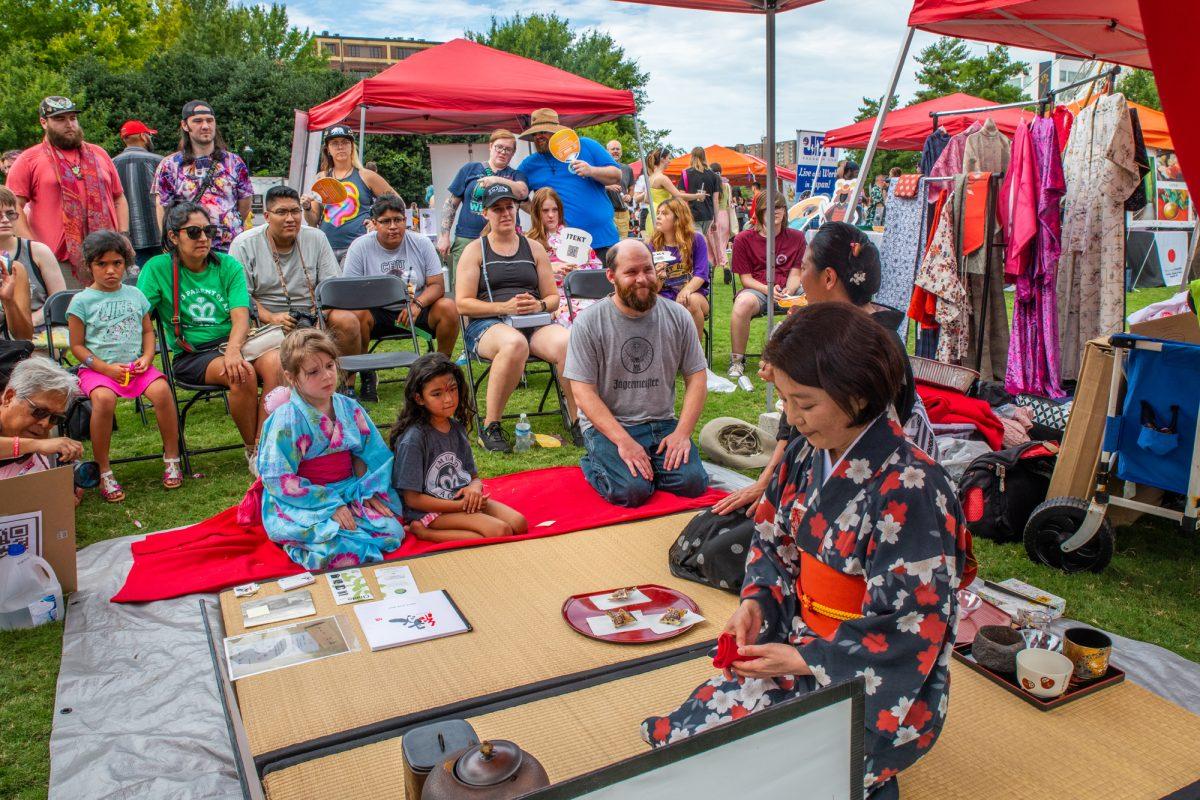 The Knox Asian Festival will feature a condensed version of “Urasenke," a traditional Chinese tea ceremony. 