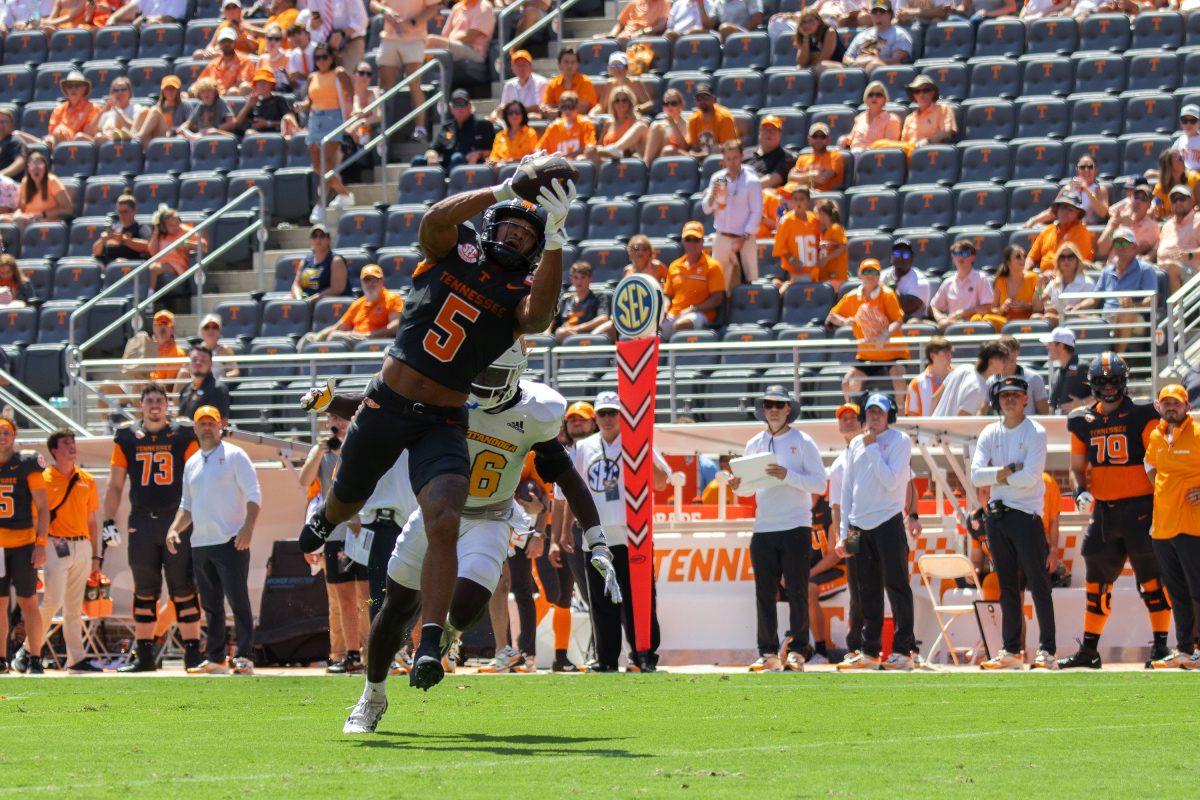 Bru McCoy (5) makes a fingertip catch against Chatanooga at Neyland Stadium. Saturday Aug. 31, 2024.