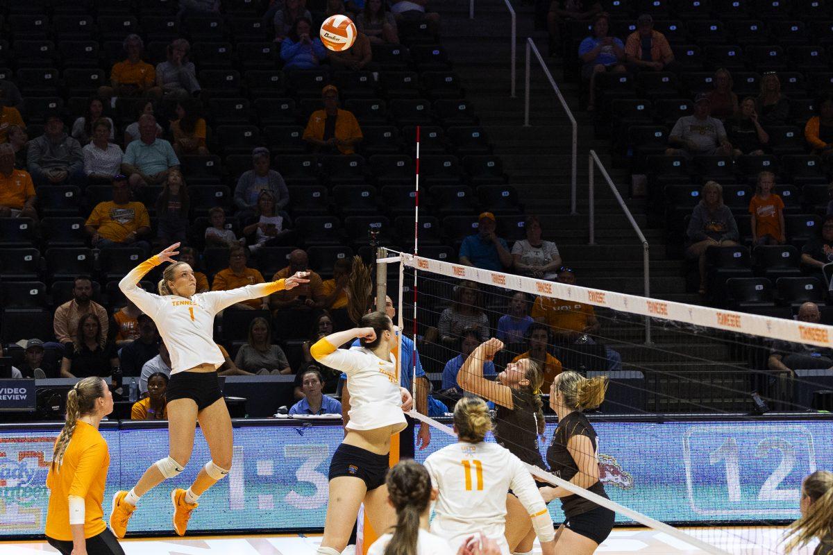 Nina Cajic (1) goes up for a hit against Western Michigan at Food City Center. Thursday, Sept. 19, 2024.