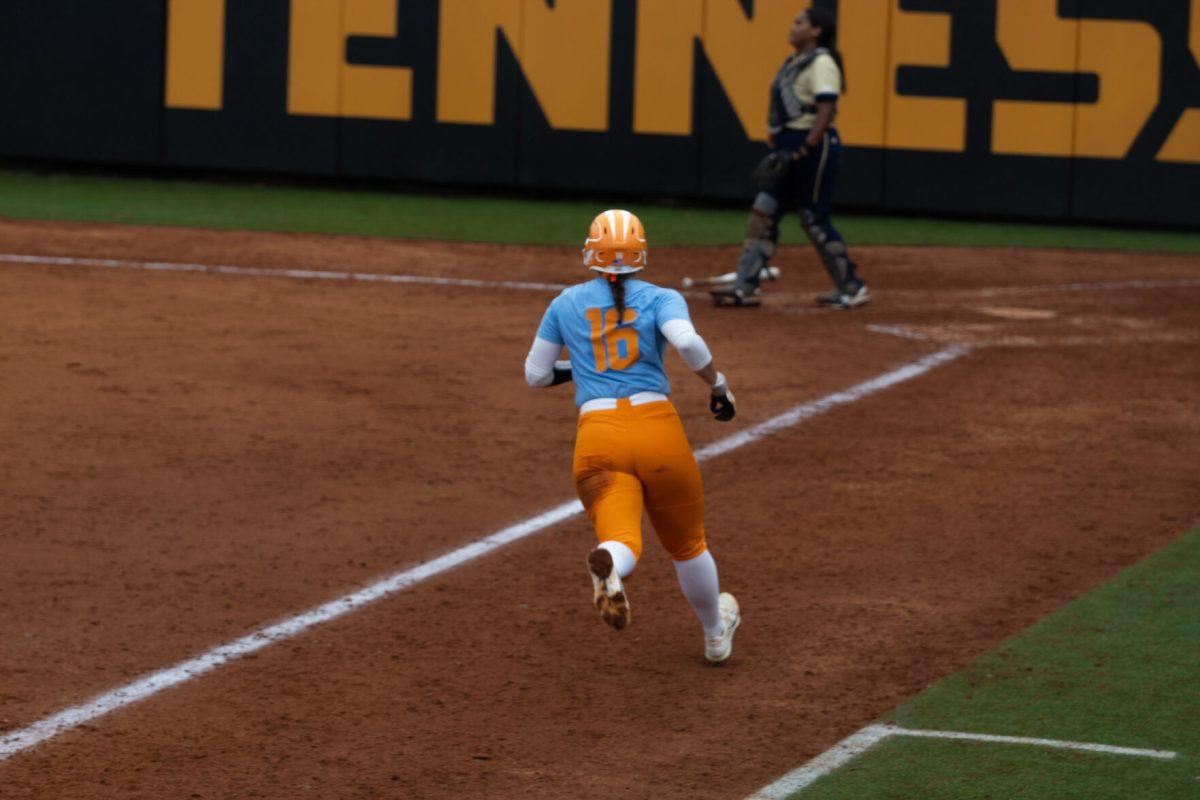 Camryn Sarvis (16) running home against Georgia Tech at Sherri Parker Lee Stadium. Saturday, Sept. 28, 2024