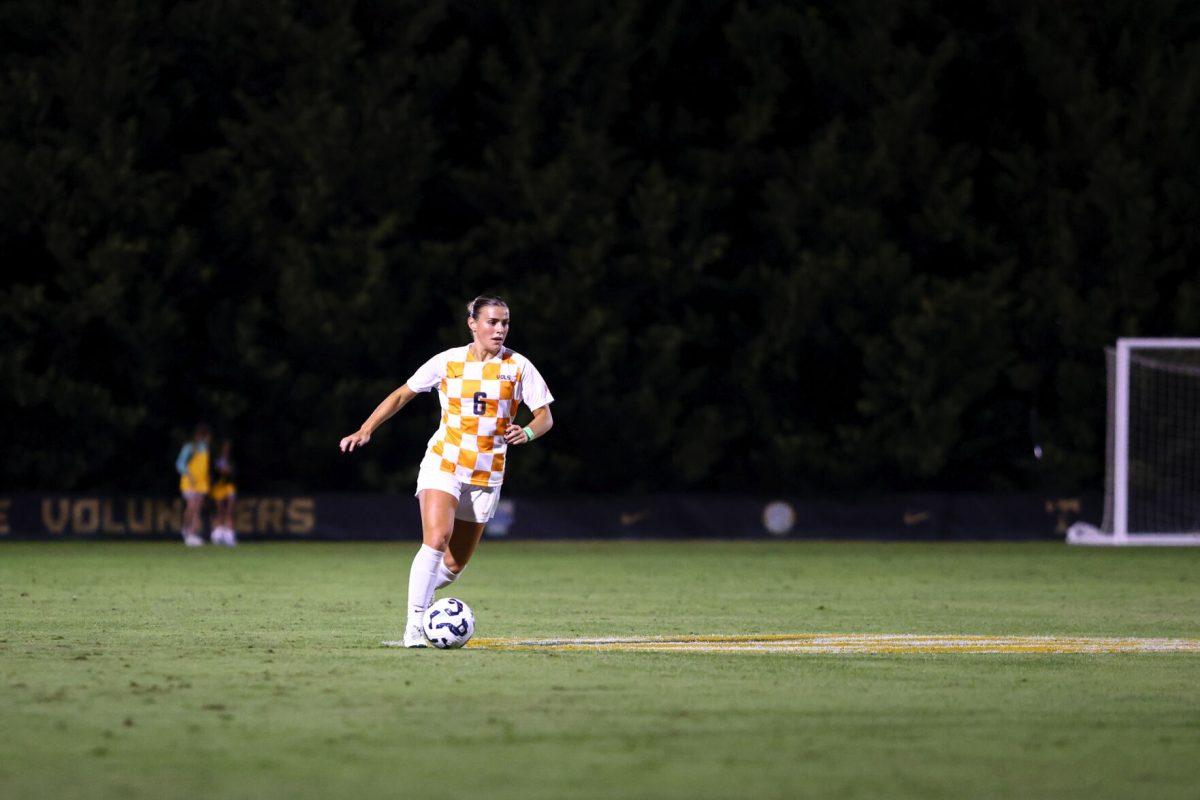 Sarah Bridenstine (6) dribbles the ball up the field against South Carolina at Regal Soccer Stadium. Thursday, Oct. 24, 2024.