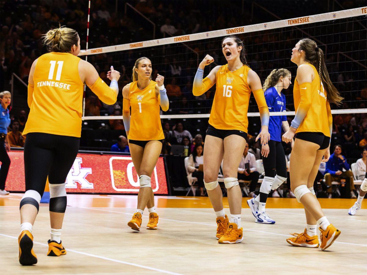 Chelsea Sutton (16) celebrates a kill against Kentucky at Thompson-Boling Arena at Food City Center. Wednesday, Oct. 16, 2024.