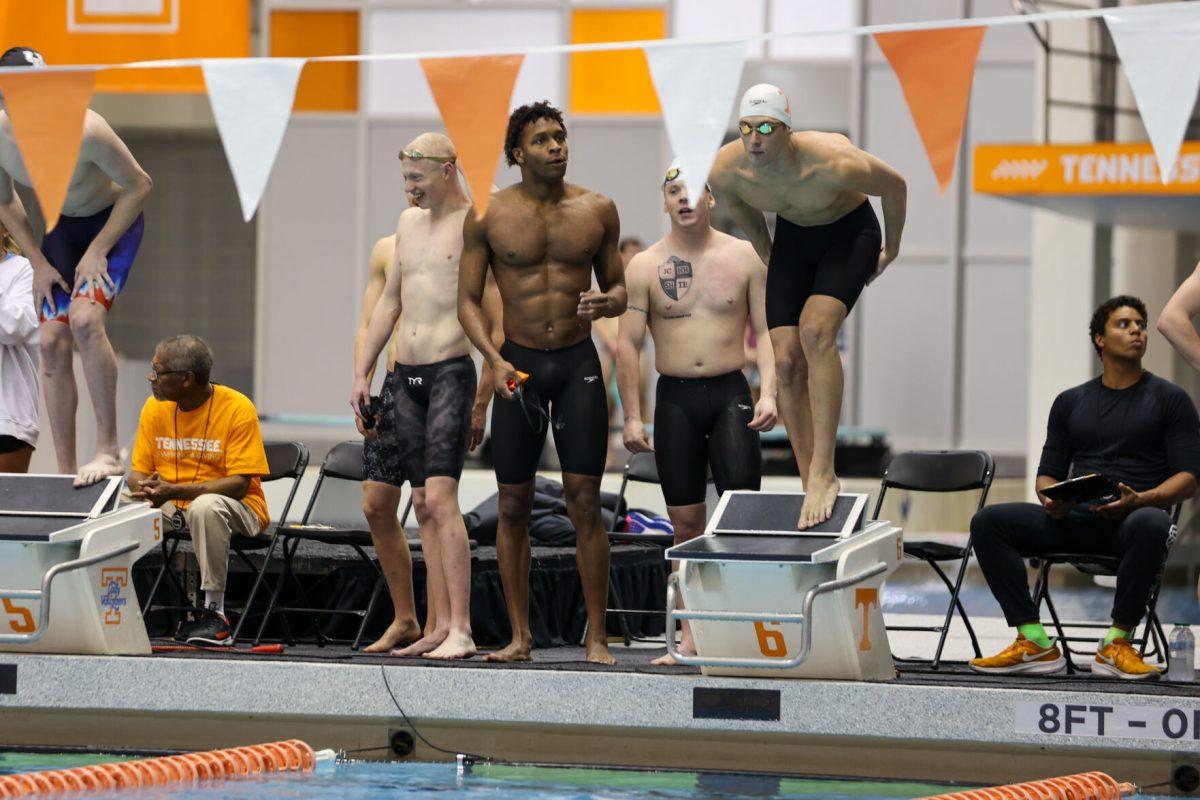 Jack Stelter prepares to compete against the University of Kentucky at Allan Jones Aquatic Center. November 19, 2024.