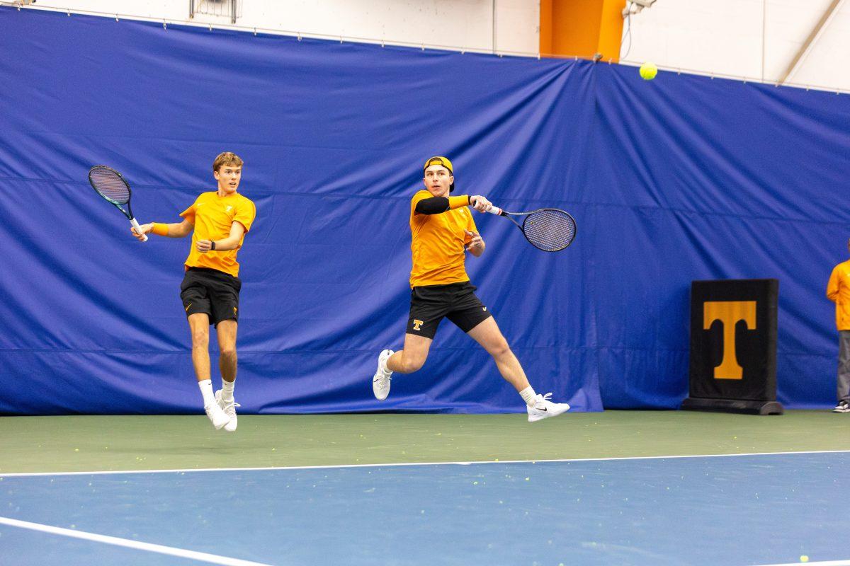 James Newton and Alejandro Moreno volley an incoming Illinois shot at Goodfriend Tennis Center. Saturday, Jan. 25, 2025.