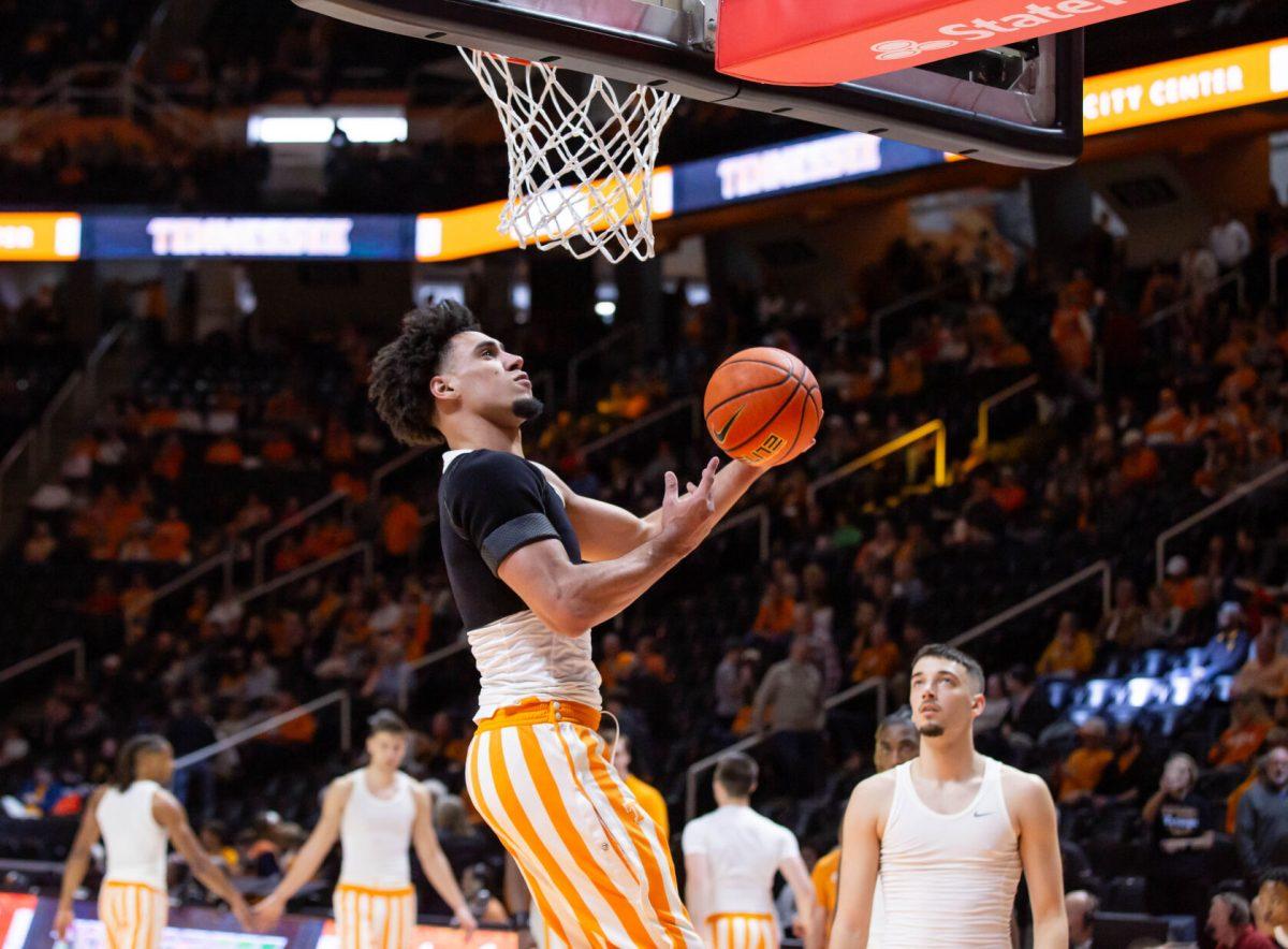 Bishop Boswell (3) goes up for a layup during warm-ups at the game against Arkansas at Thompson-Boling Arena at Food City Center. Saturday, Jan. 4, 2025.