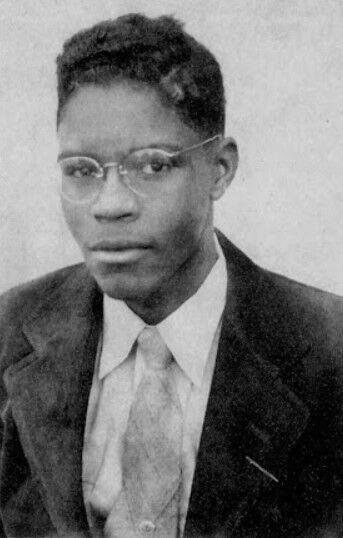 Gene Mitchell Gray Sr. was the first Black man to attend the University of Tennessee as a graduate student. While he never graduated from UT, his legacy persists and spirit continues on through his great-granddaughter, Arnashia Gray, a current student at UT.