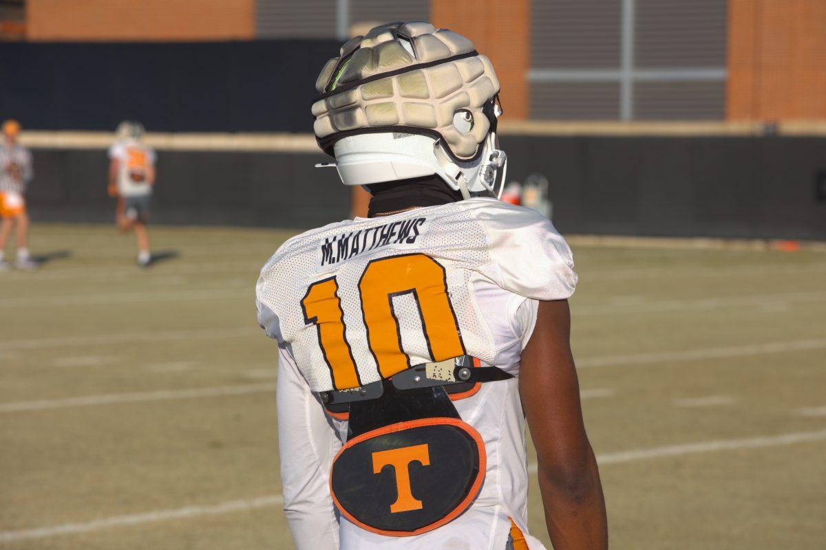 Wide receiver Mike Matthews (10) watches Tennessee football spring practice. Wednesday, March 12, 2025.