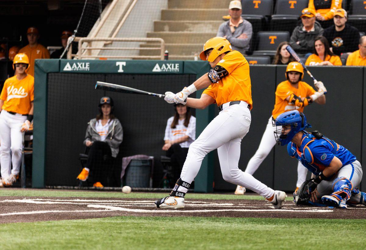 Dean Curley (1) up to bat during the Florida game in Lindsey Nelson Stadium. Saturday, Mar. 15, 2025.