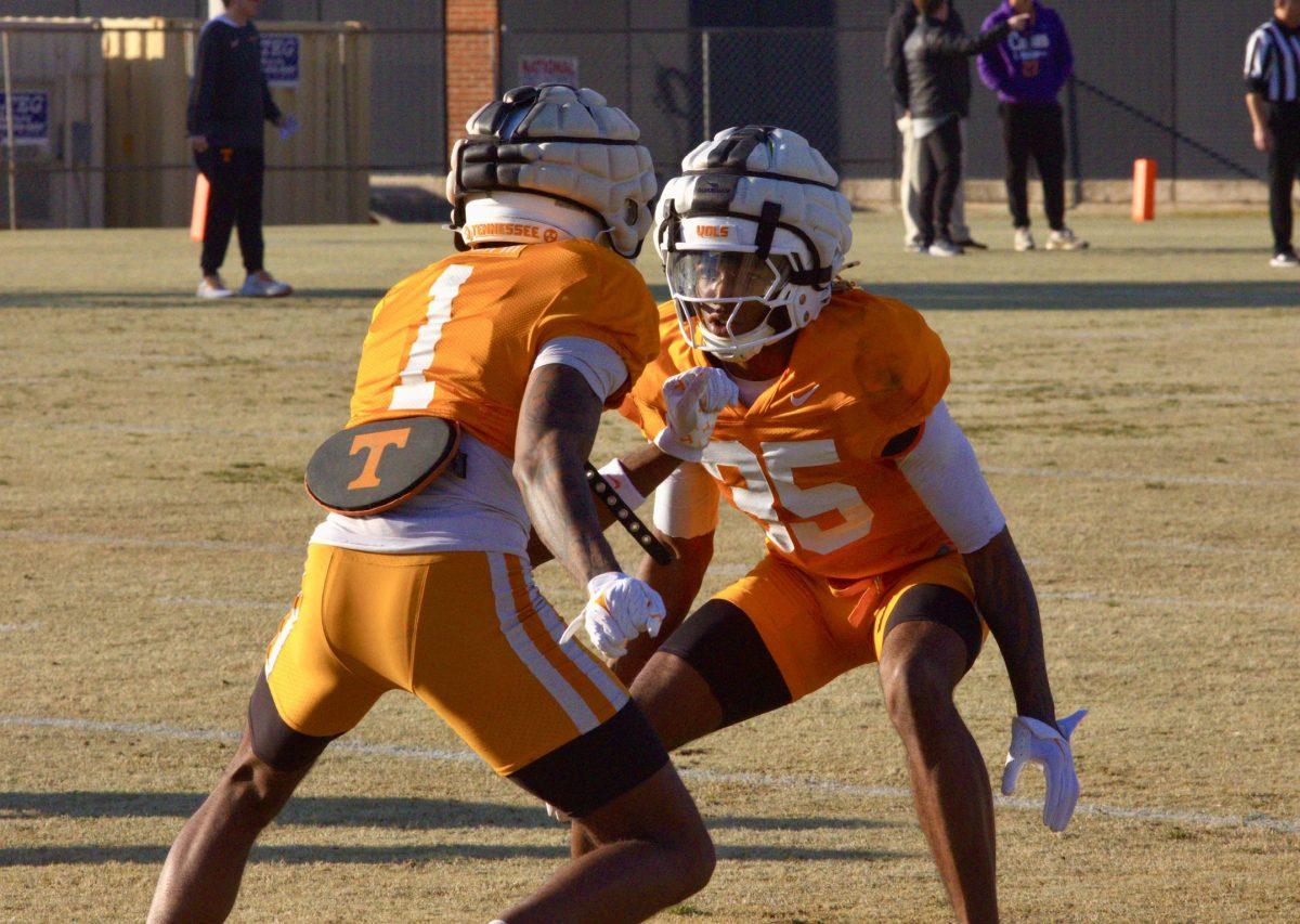Defensive back Timothy Merritt (35) runs a drill at Tennessee football spring practice. Wednesday, March 12, 2025.