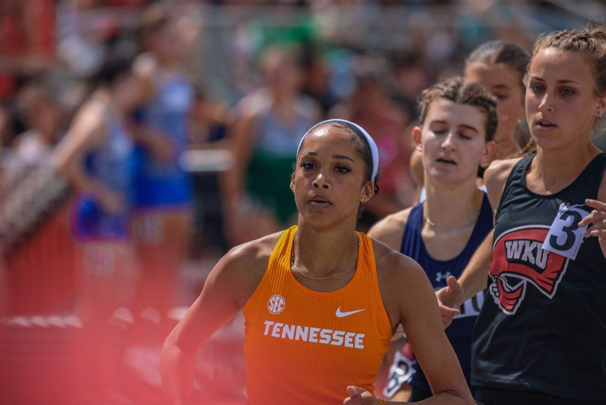 Psalmn Jones during the womens 800m at Tom Black Track at LaPorte Stadium. Saturday, April 5, 2025