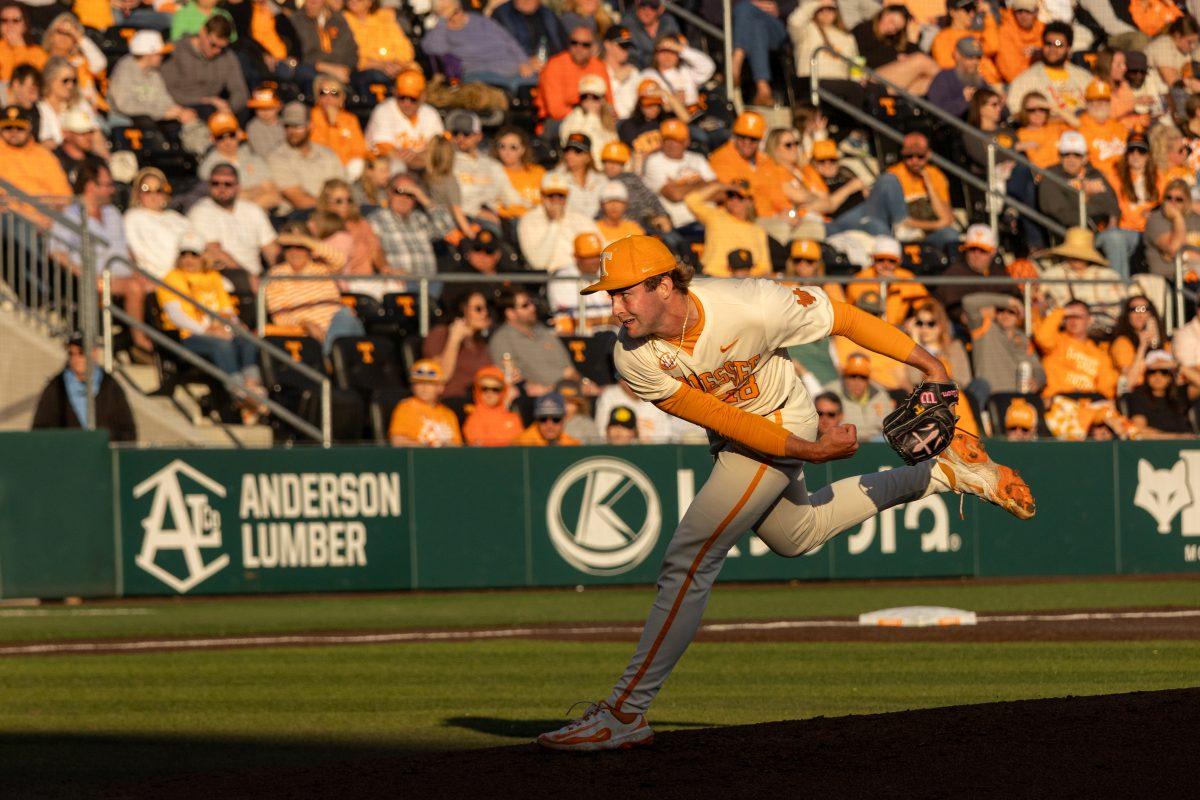 Austin Breedlove (18) pitches against Bellarmine in Lindsay Nelson Stadium. Tuesday, April 15, 2025.