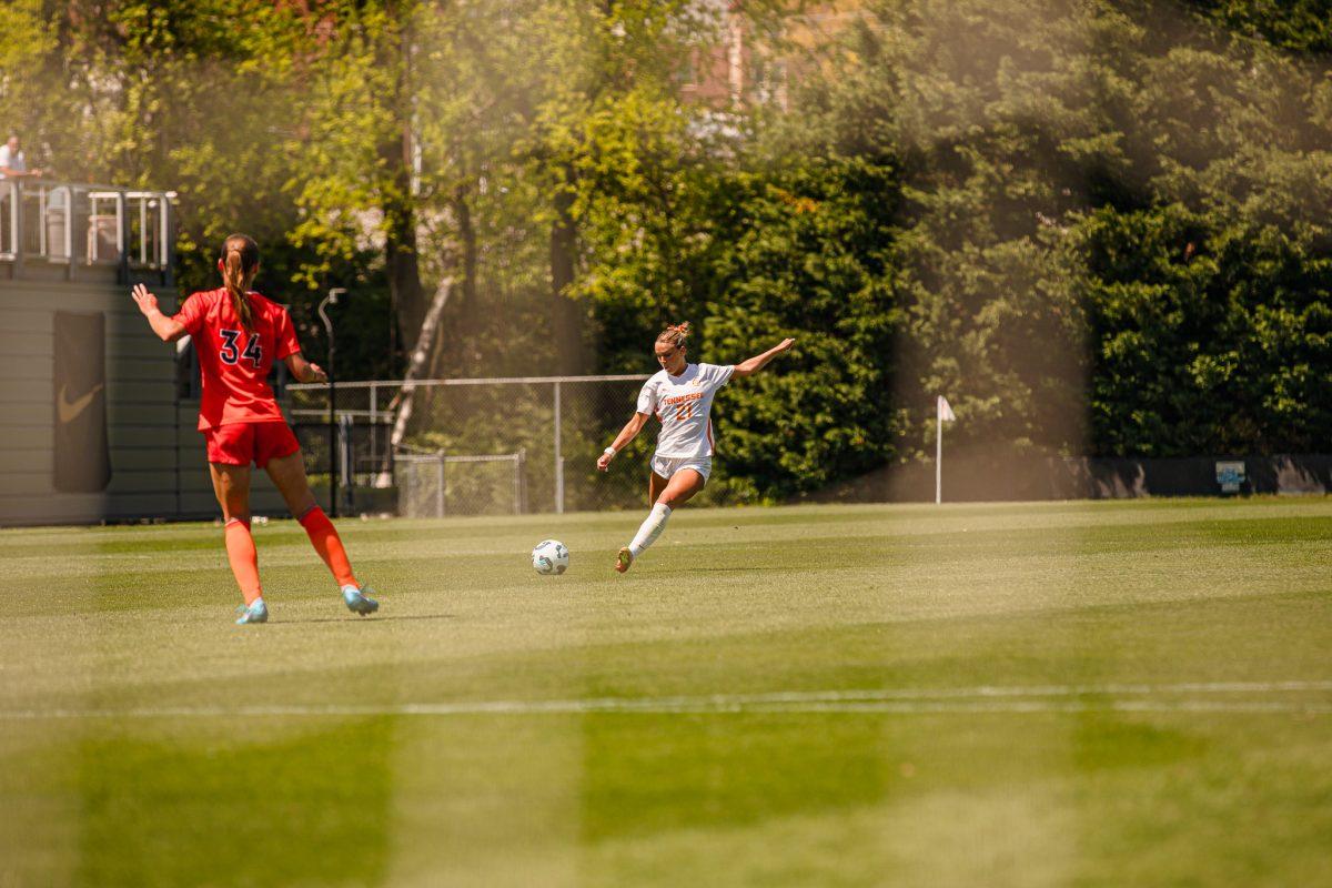 Leah Klurman (21) executes a free kick during a spring matchup against Virginia Tech at Regal Stadium. Sunday, April 13, 2025.)