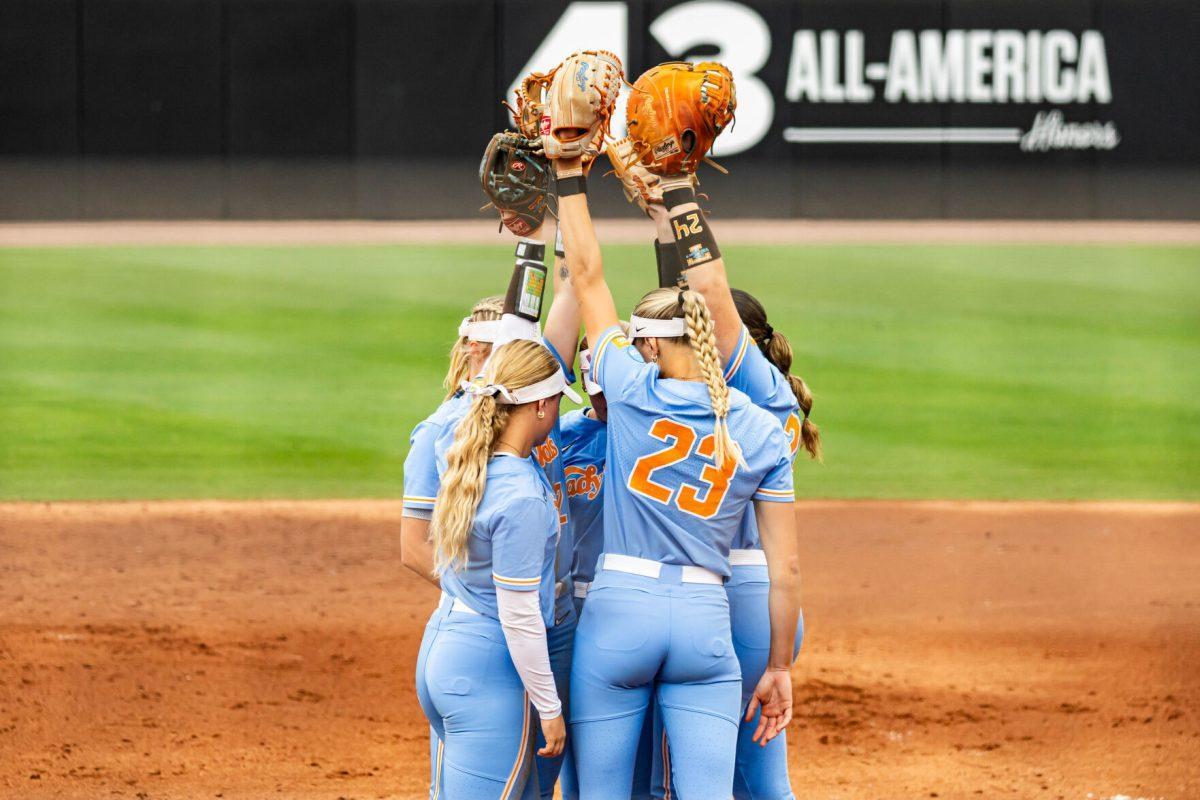 The Lady Vols prepare to play the Super Regionals game against Nebraska in Sherri Parker Lee Stadium. Saturday, May 24, 2025.