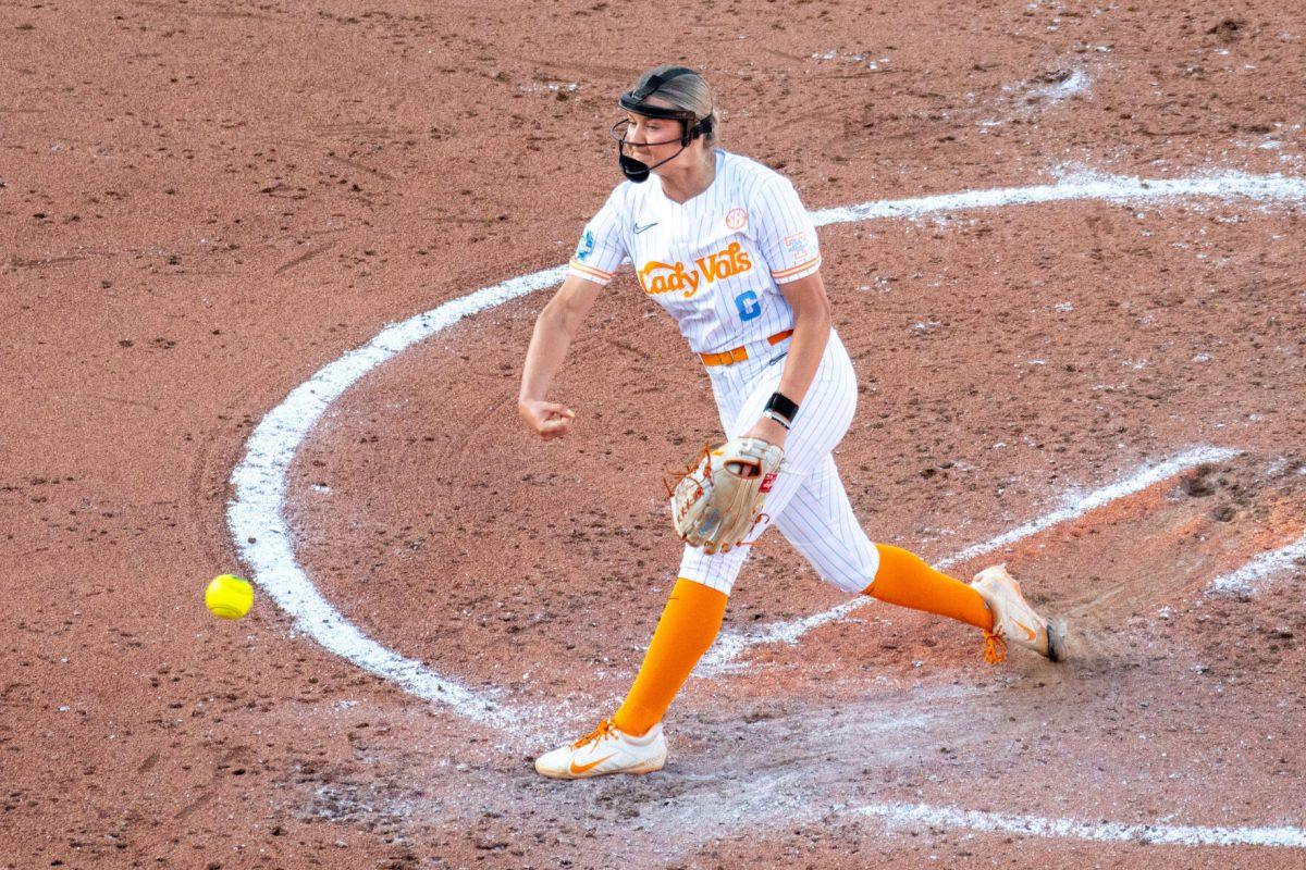 Sage Mardjetko (6) pitches during an NCAA Women's College World Series game against Florida at Devon Park. Friday, May 30, 2025.