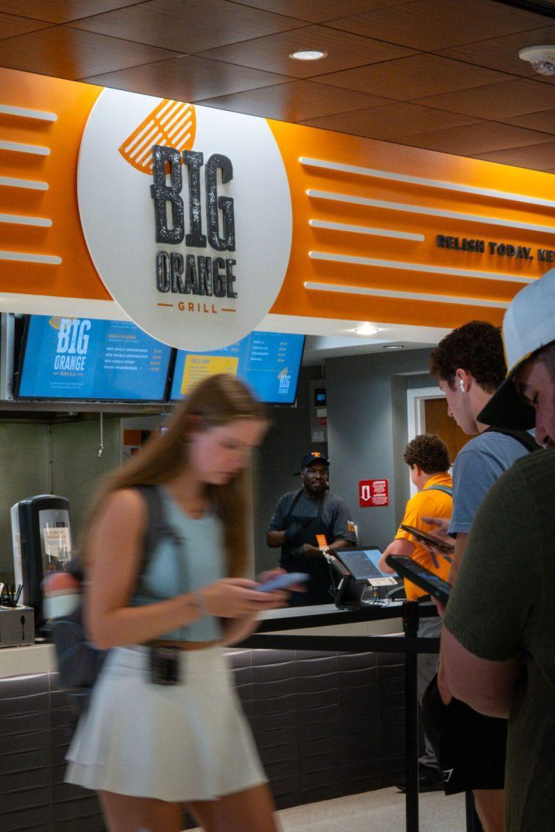 Students wait in line at Big Orange Grill, located in the Student Union, Friday, Aug. 22, 2025.