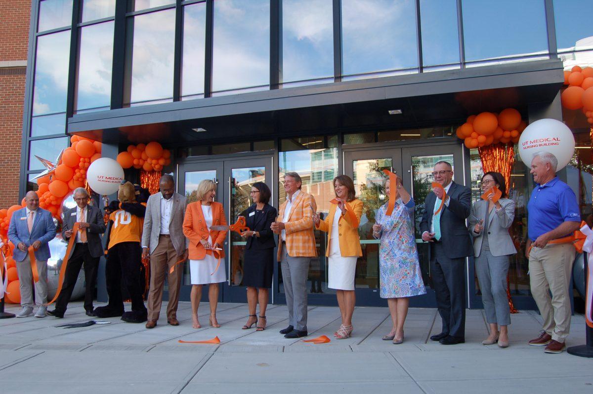 Leadership from the University of Tennessee and UT Medical Center dedicate the UT Medical Nursing Building on Aug. 25. 