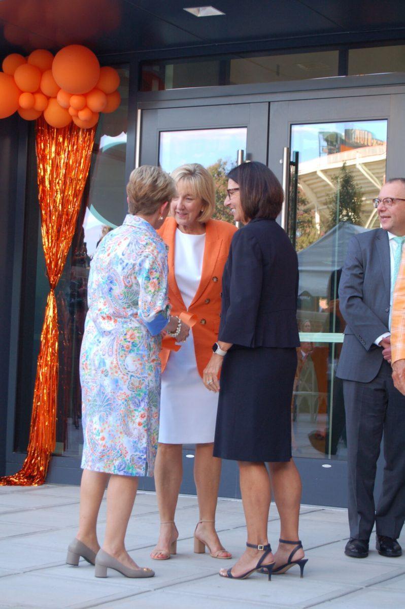 UT Chancellor Donde Plowman, Senior Vice President and Chief Nursing Officer at UTMC, Dr. Sandy Leake and College of Nursing Dean Victoria Niederhauser celebrate the dedication of their new building.