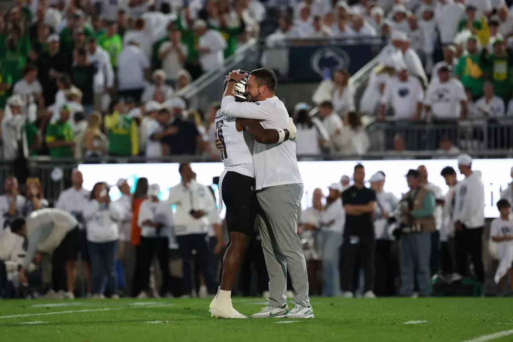 The Oregon Ducks take on the Penn State Nittany Lions at Beaver Stadium in University Park, Pennsylvania on September 27, 2025 (Eric Evans Photography)