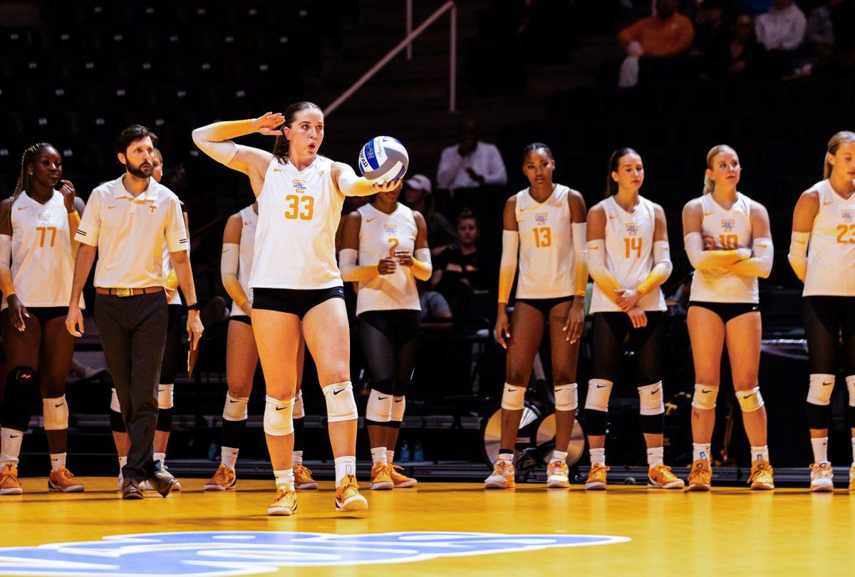Hayden Kubik (33) prepares to serve to Georgia Tech in Thompson-Boling Arena at Food City Center. Tuesday, Sept. 9, 2025