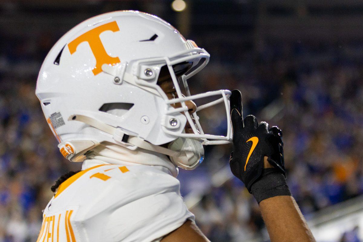 Chris Brazzell II (17) greets the crowd during a game against Kentucky at Kroger Field. Saturday, Oct. 25, 2025.