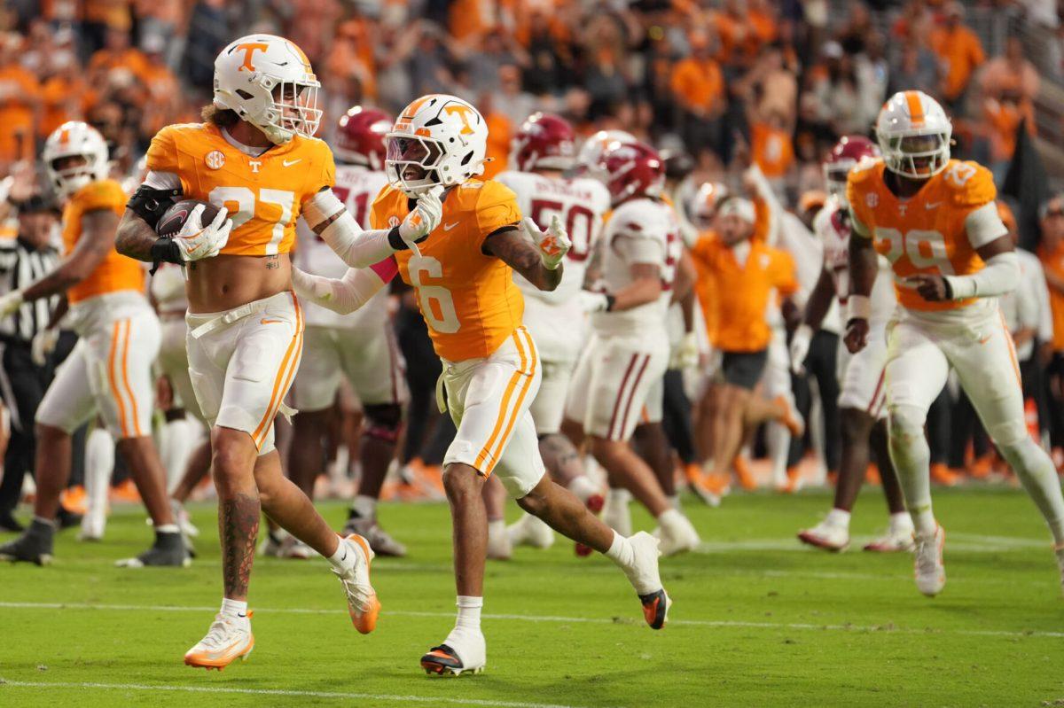 Jadon Perlotte (27) celebrates a fumble recovery during a game against Arkansas at Neyland Stadium, Saturday, Oct.11, 2025
 