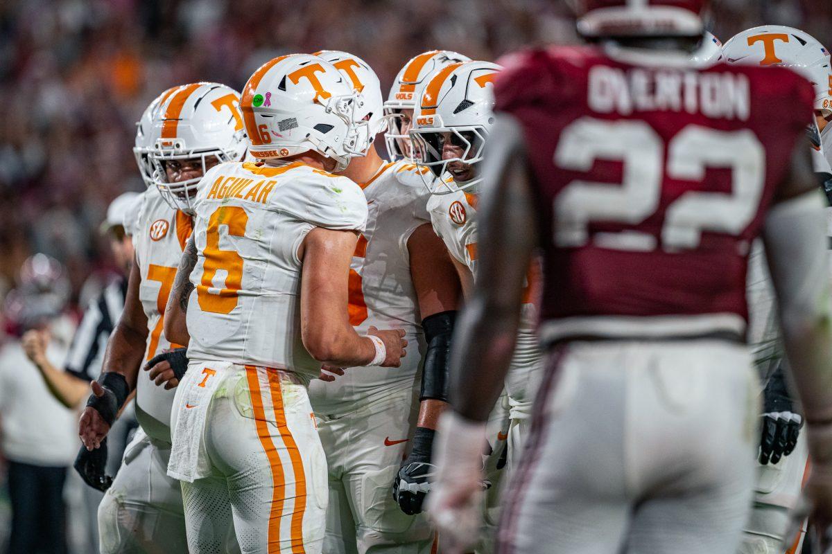 Joey Aguilar (6) leads Tennessee against Alabama at Bryant-Denny Stadium Stadium in Tuscaloosa, Ala., Saturday, Oct. 18, 2025.