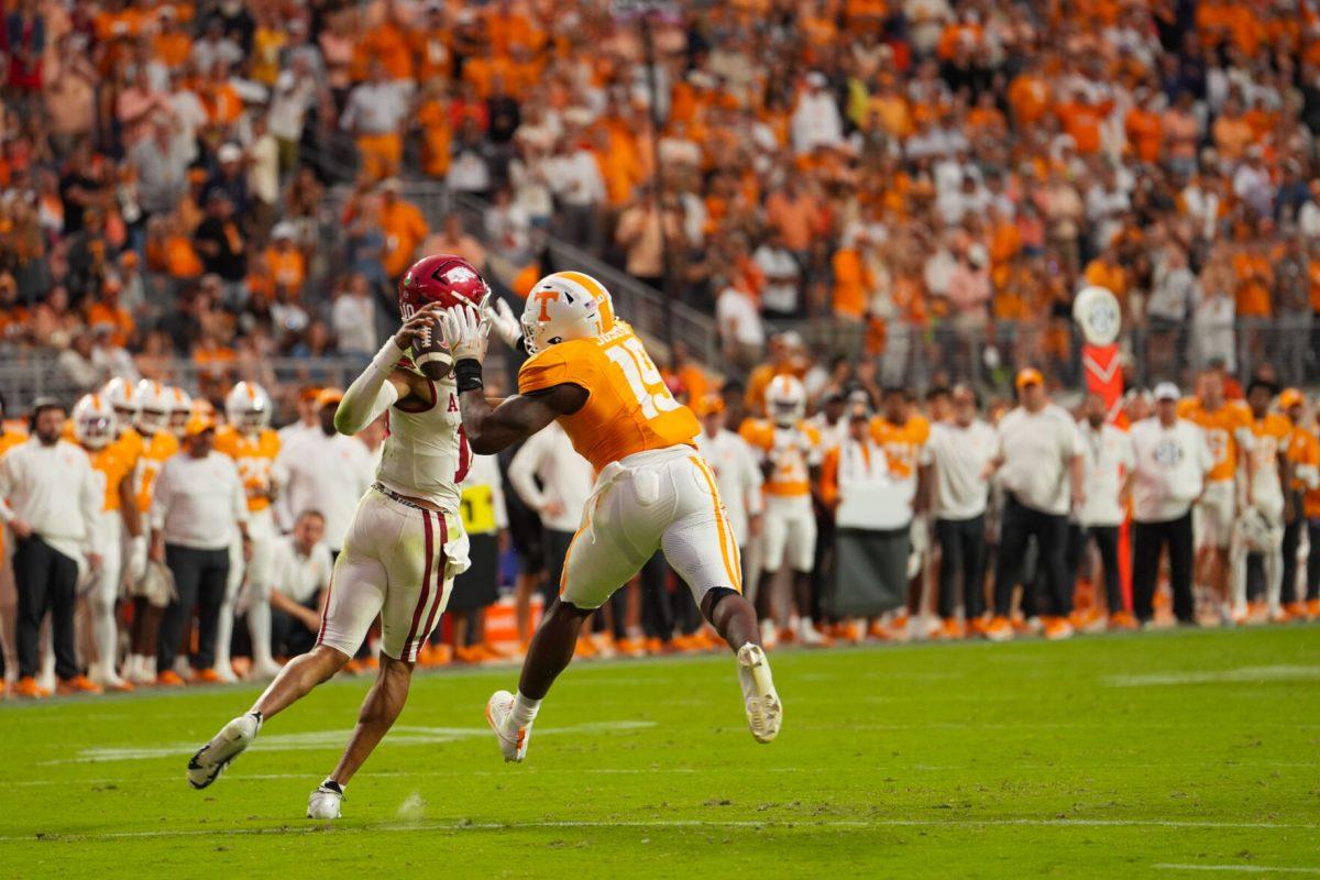 Joshua Josephs (19) sacks the quarterback during a game against Arkansas at Neyland Stadium, Saturday, Oct.11, 2025
 