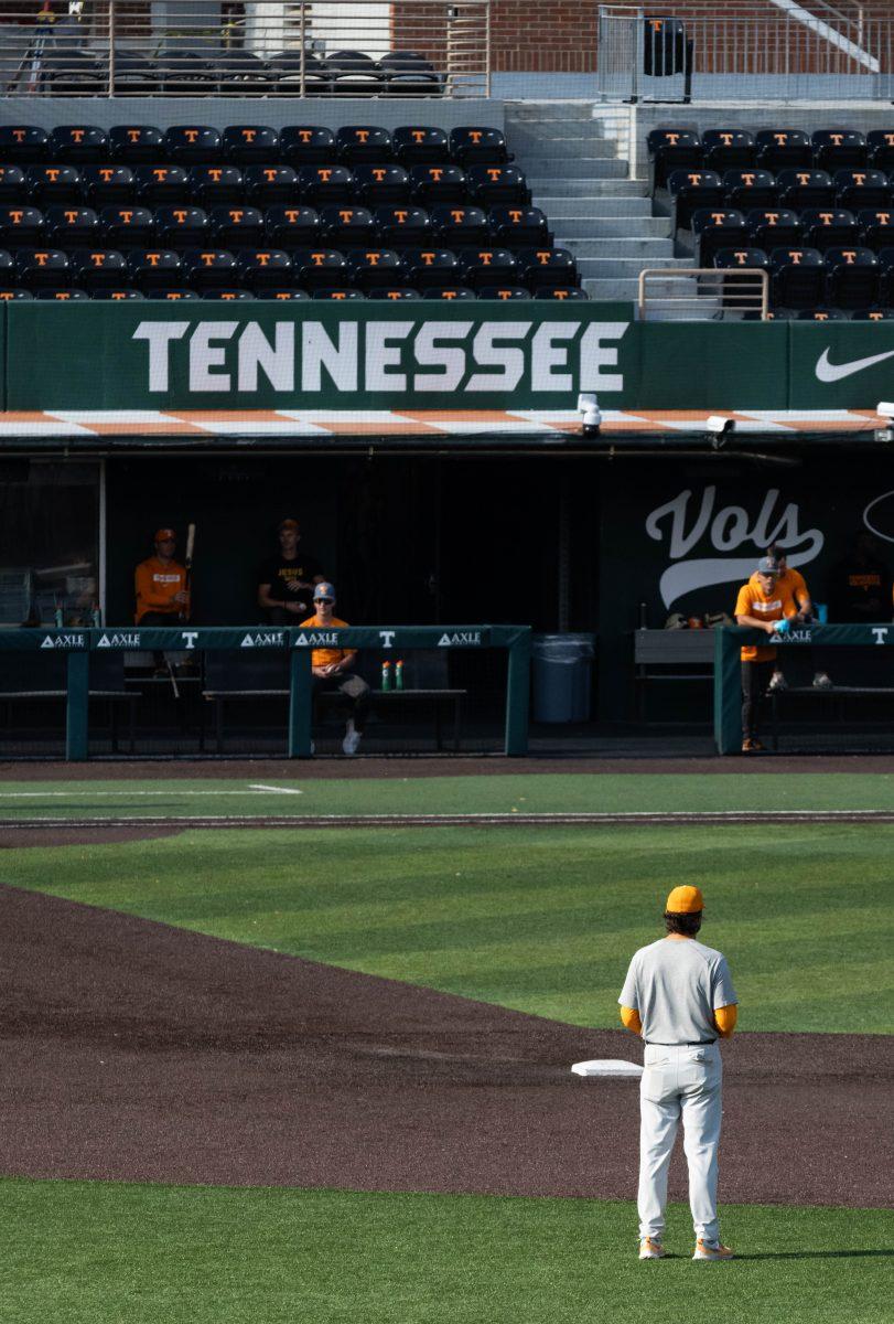 Tennessee baseball coach Tony Vitello stands in the field during an intrasquad scrimmage at Lindsey Nelson Stadium. Tuesday, Oct. 21, 2025. 