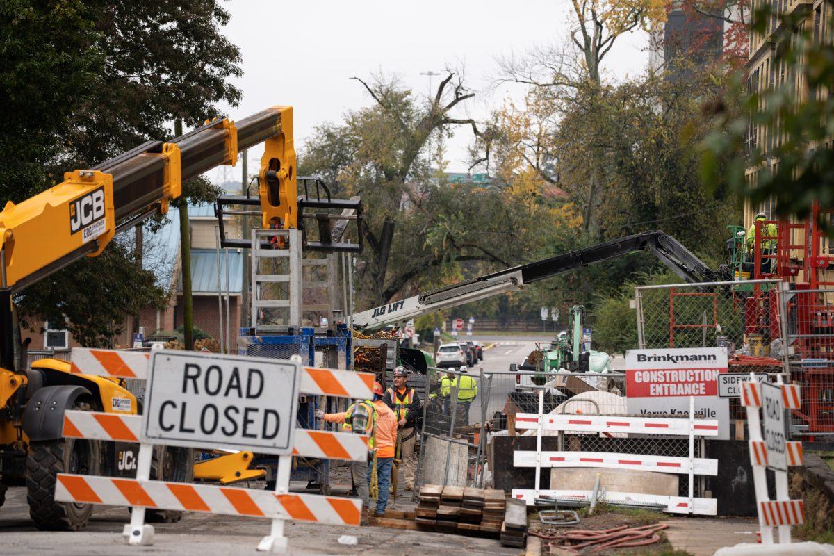 Construction of the EVER apartment complex on Lake Ave. Monday, Nov. 3, 2025.