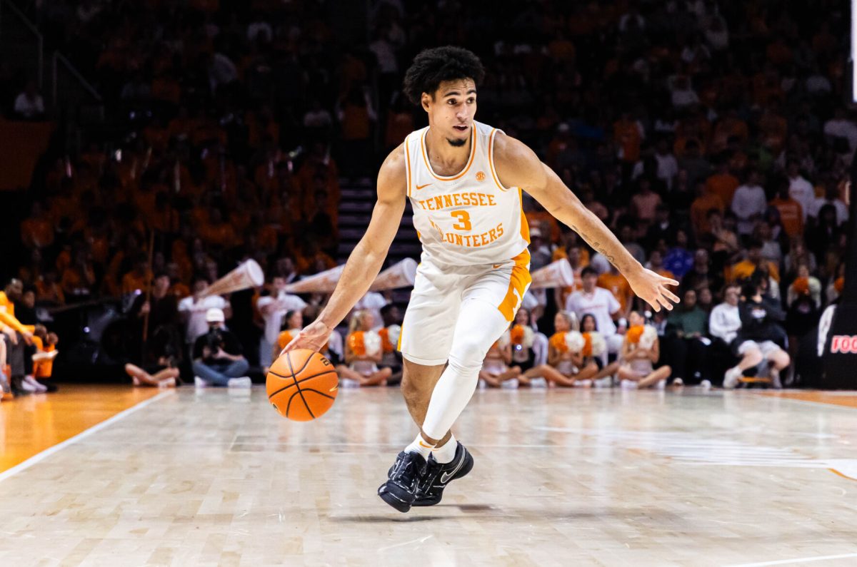 Bishop Boswell (3) dribbles down the court during the game against Northern Kentucky in Thompson-Boling Arena at Food City Center. Saturday, Nov. 8, 2025.