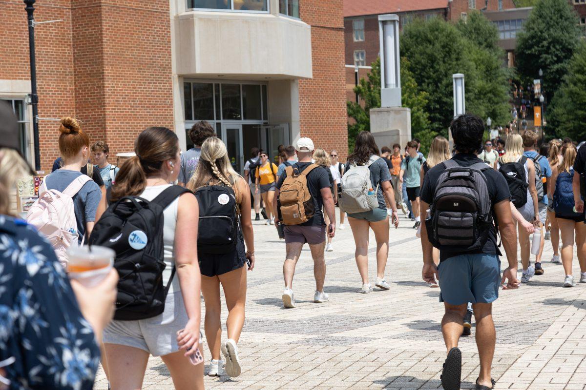 Students walking to class on Ped Walkway. Wednesday, Aug. 20.2025.