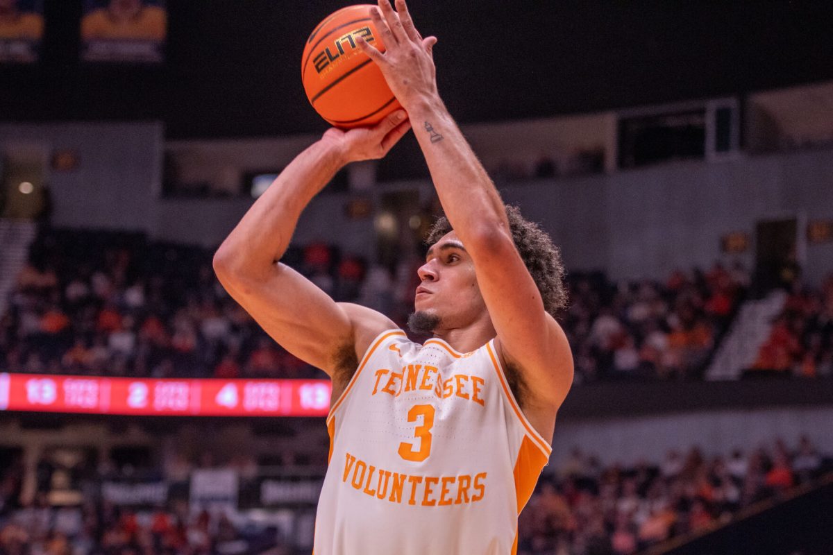 Bishop Boswell (3) shoots the ball during a game against Illinois at Bridgestone Arena. Saturday, Dec. 6, 2025.