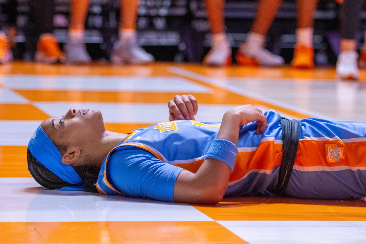 Mia Pauldo (13) lays on the floor after being fouled during a game against Mississippi State at Food City Center. Thursday, Jan. 29, 2026.