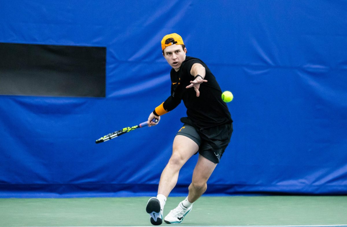 Alejandro Moreno returns the ball to Eastern Kentucky in Goodfriend Tennis Center. Thursday, Jan. 29, 2026.