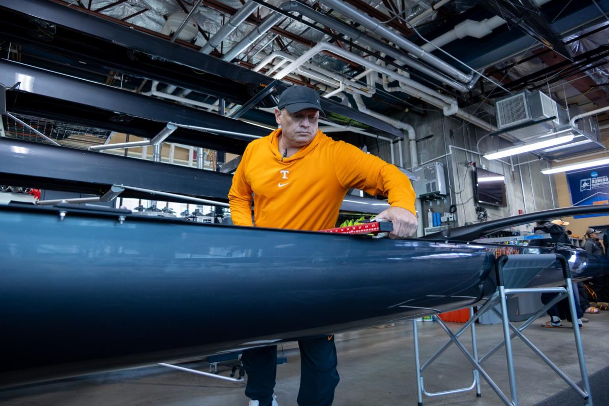 Tennessee boathouse director Randy Duffy calibrates a boat before practice at Wayne G. Basler Boathouse. Sunday, Feb. 8, 2026. 