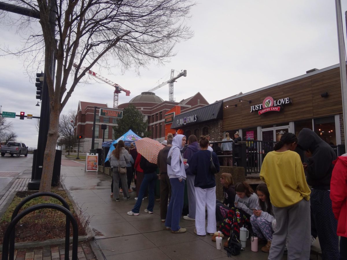 Students wait in line for Playa Bowls on its grand opening on Saturday, Feb. 21.
