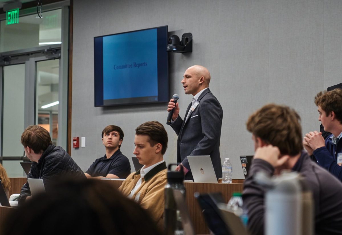 A senator speaks at the SGA undergraduate senate meeting on Tuesday, Feb. 17.