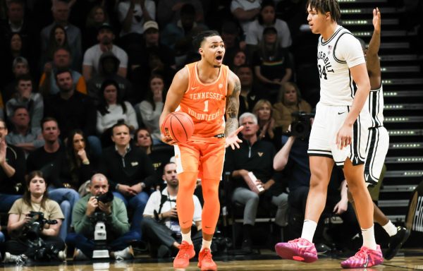 Amari Evans (1) expresses frustration over a call during the game against Vanderbilt in Memorial Gymnasium. Saturday, Feb. 21, 2026.