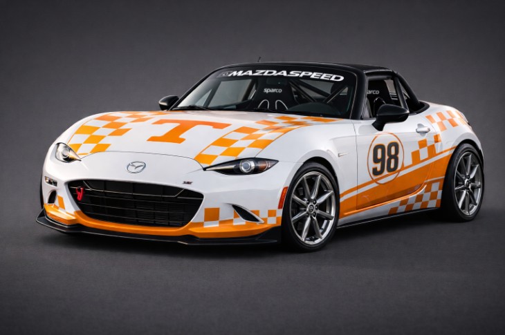 Digital rendering of Rocky Top Racing's livery for their first season. Courtesy of Rocky Top Racing.