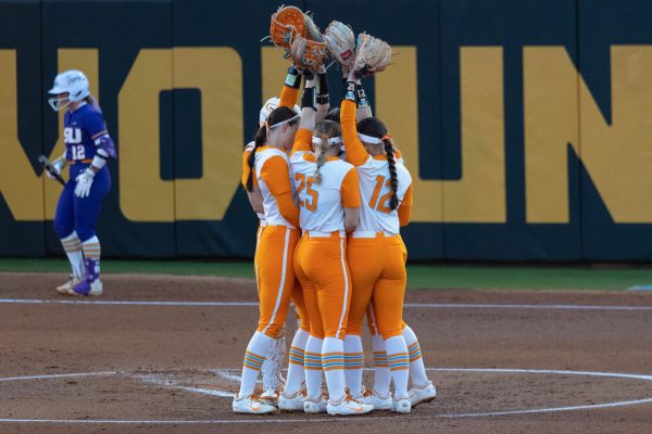The Lady Vols infield gathers before taking on against LSU at Sherri Parker Lee Stadium. Friday, March , 2026.