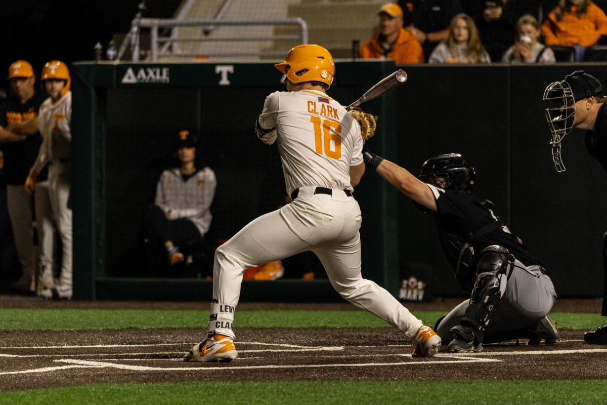 Levi Clark (16) at bat in a game against USC Upstate at Lindsey Nelson Stadium, Tuesday, March 24, 2026. 